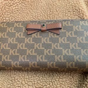 Semi-New Karl Lagerfeld brown/khaki women's leather wallet